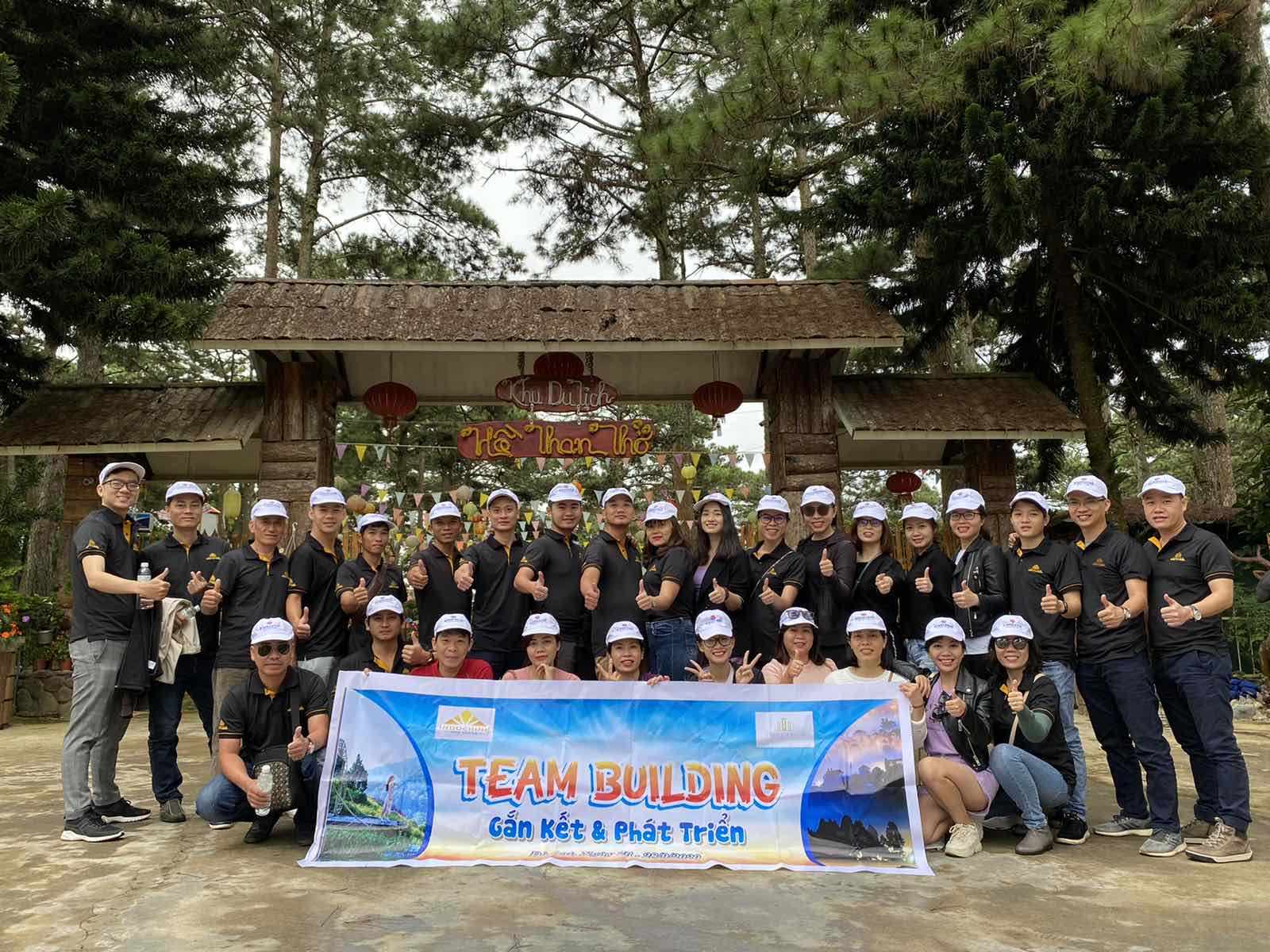 TEAM BUILDING 2020 – “GẮN KẾT & PHÁT TRIỂN”