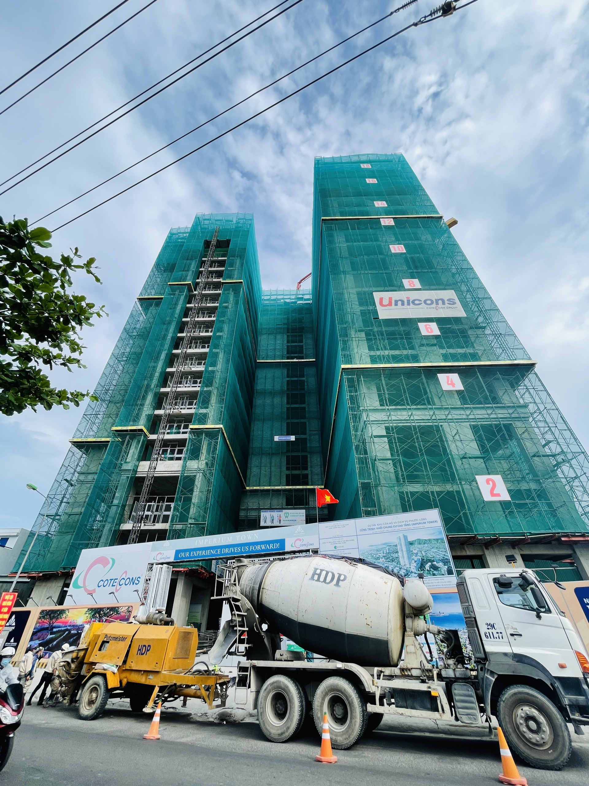 Dự án Imperium Town Nha Trang hoàn thiện đổ sàn tầng 19
